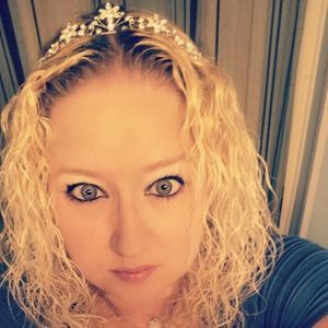 Meet your Posher, Kari